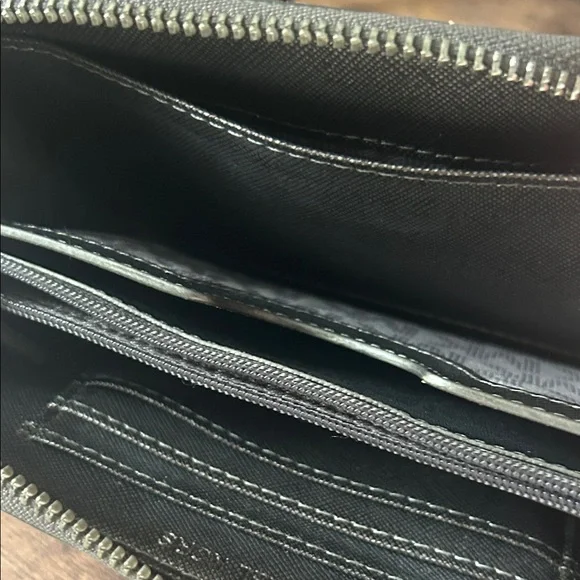 Michael Kors Bronze Logo Wristlet EUC - Picture 5 of 6